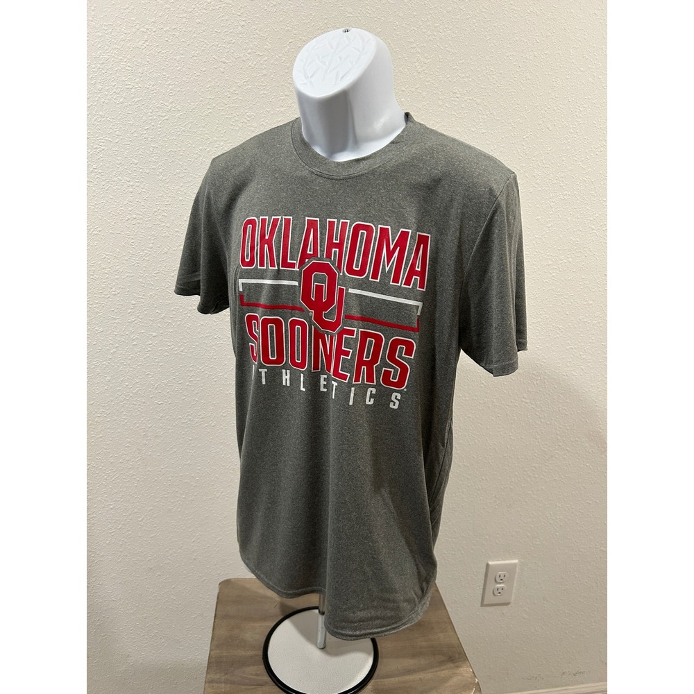 Captivating Oklahoma Sooners Athletics Shirt Mens Small Gray OU NCAA T-Shirt